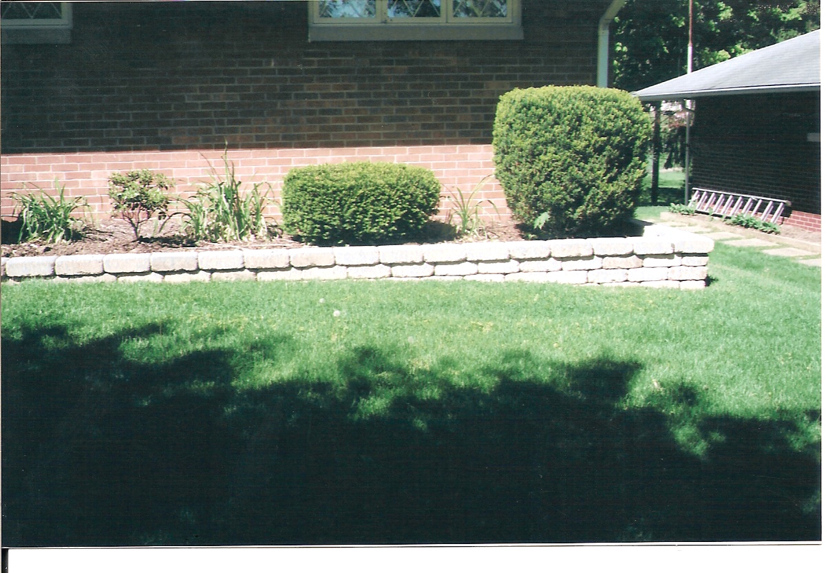 Retaining Wall Flower Bed Retaining Wall Flower Bed